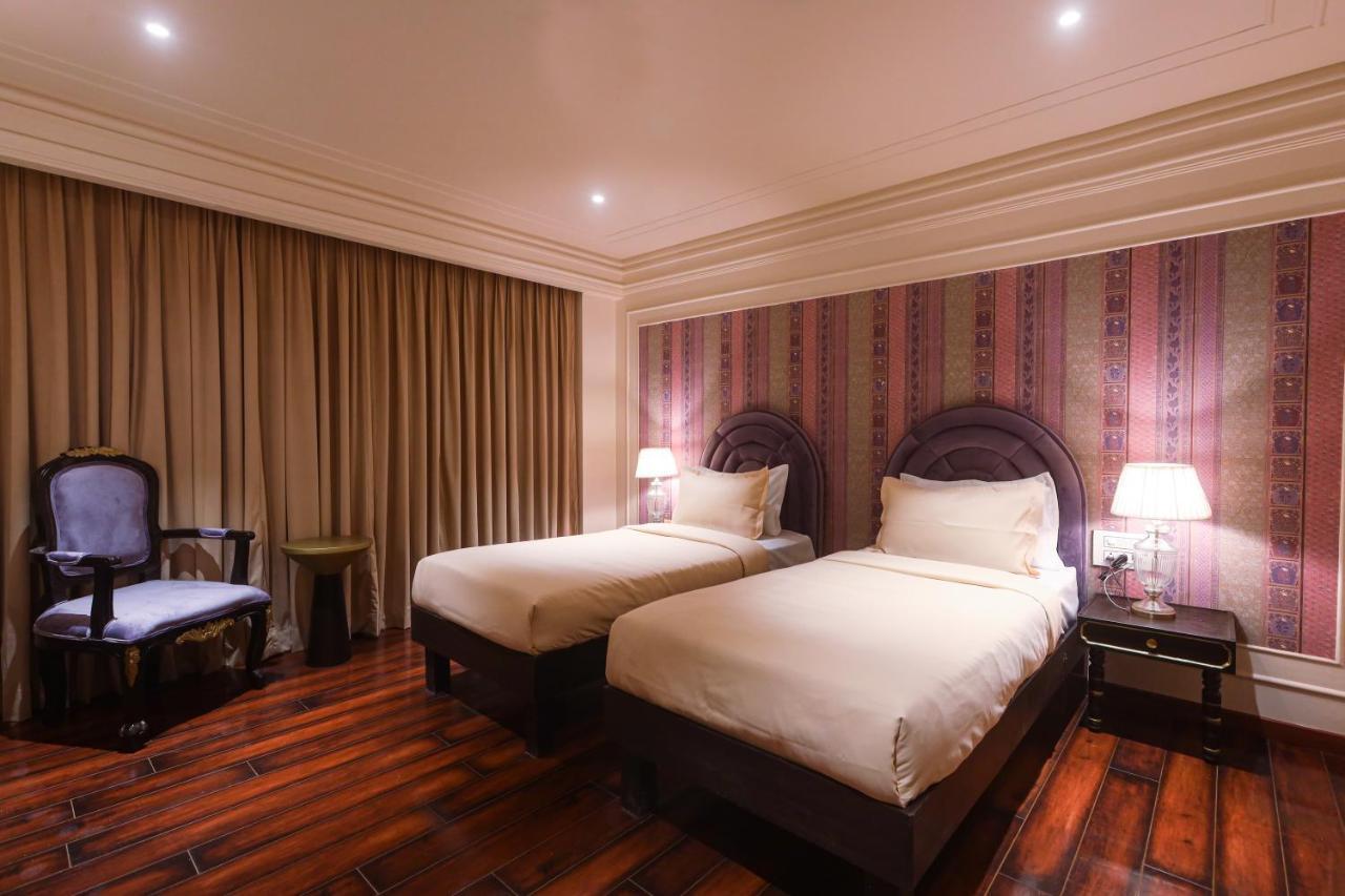 The Saga Hotel นิวเดลี ภายนอก รูปภาพ